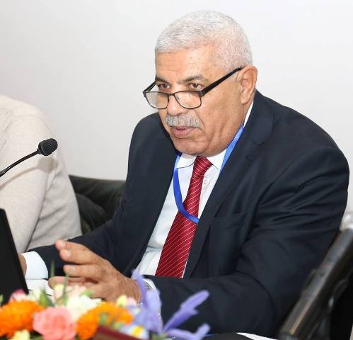 الدكتور عبداللطيف الحناشي